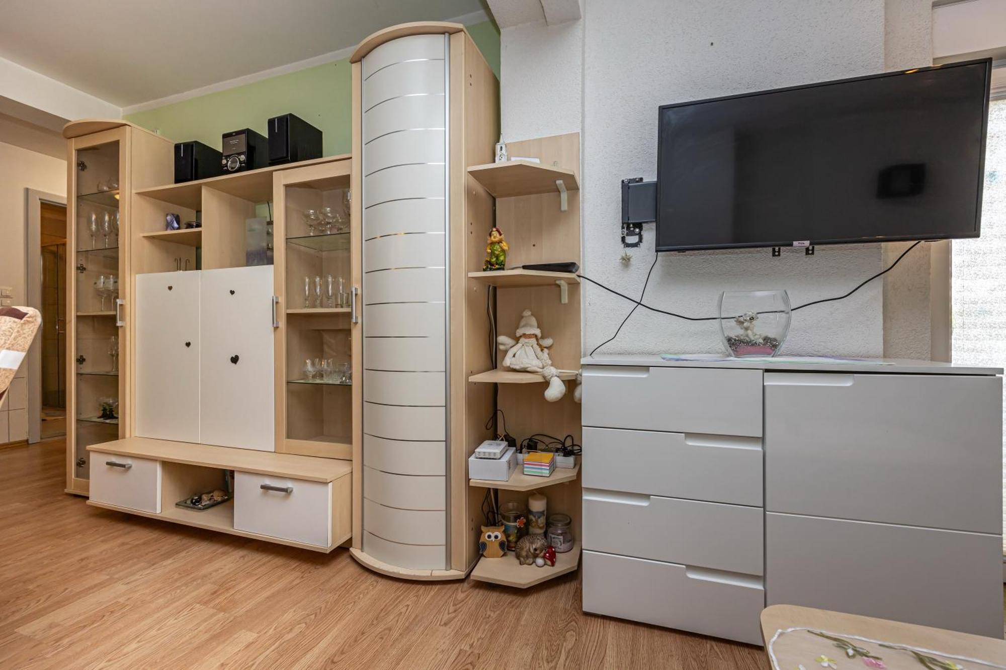 Navy Apartments Jadranovo Eksteriør bilde