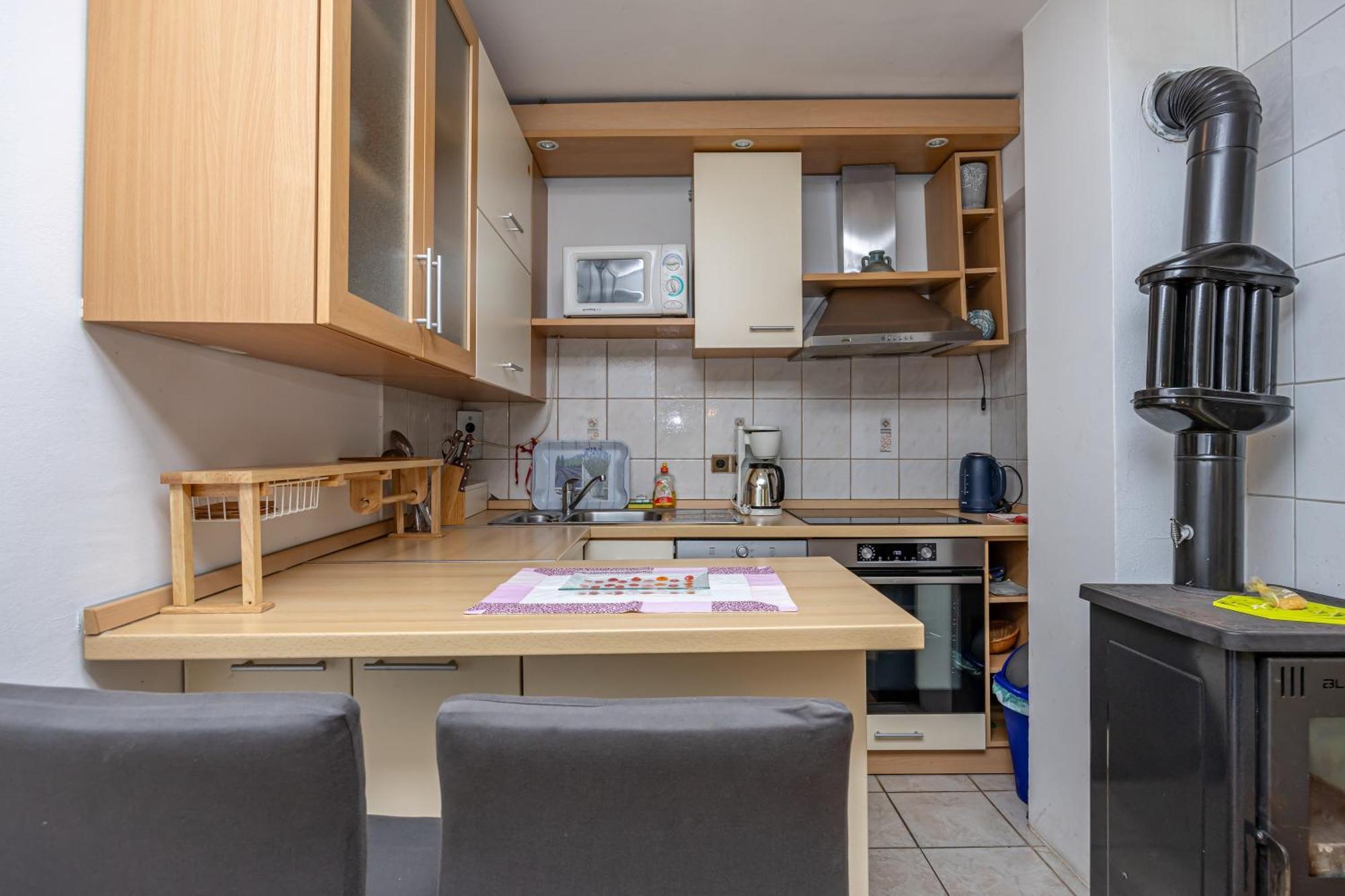 Navy Apartments Jadranovo Eksteriør bilde