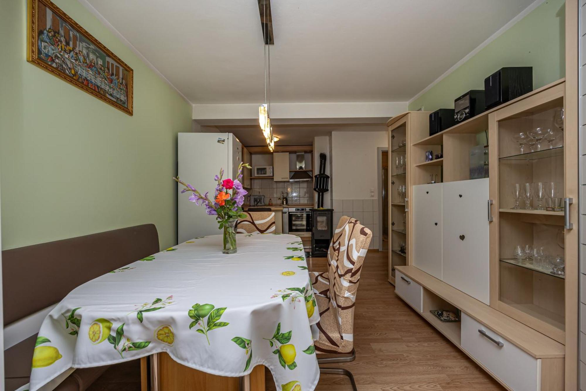 Navy Apartments Jadranovo Eksteriør bilde
