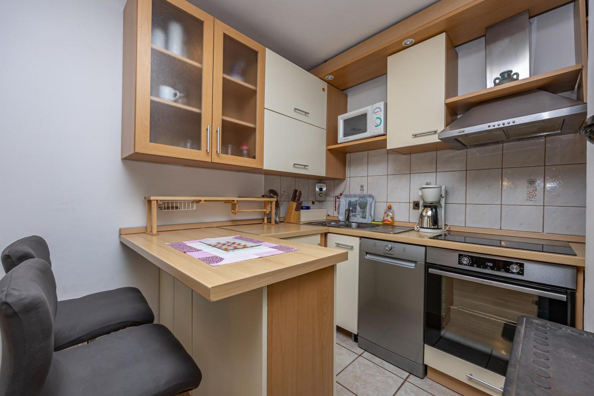 Navy Apartments Jadranovo Eksteriør bilde
