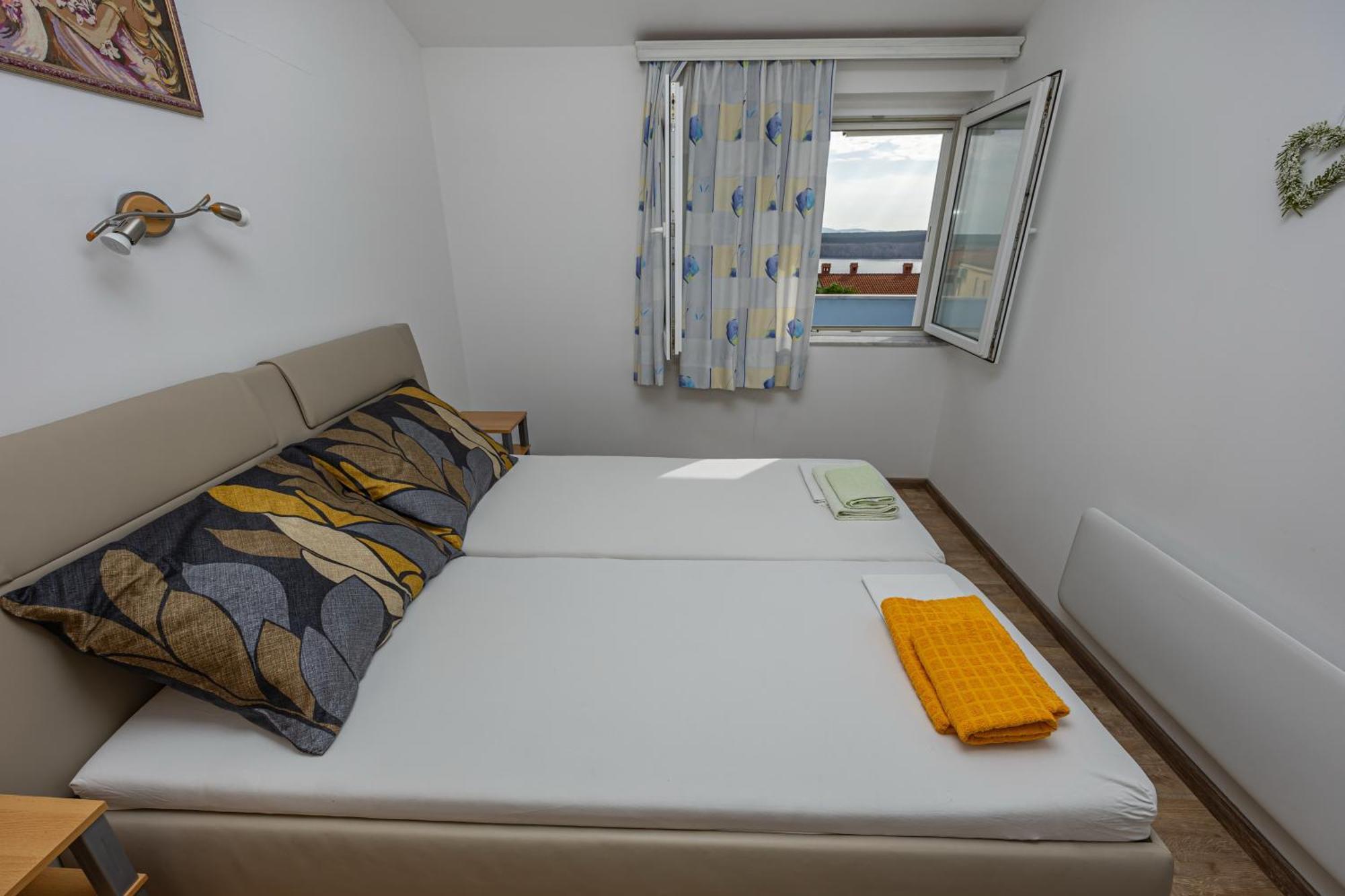 Navy Apartments Jadranovo Eksteriør bilde